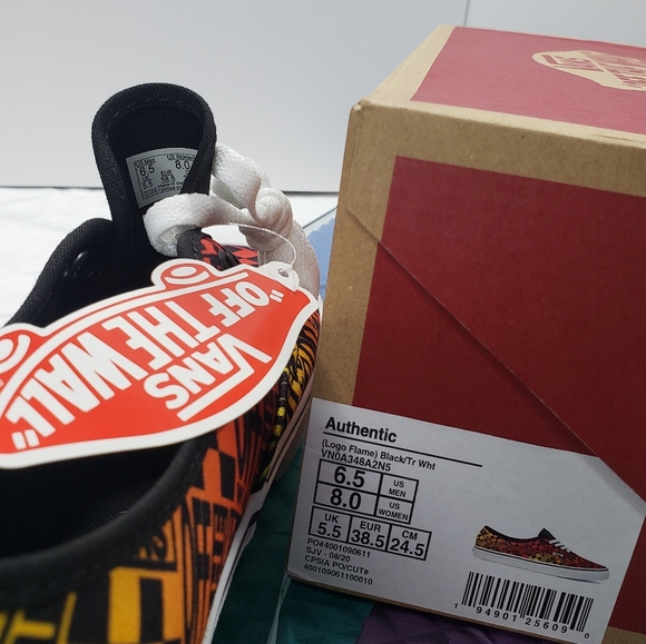 VANS - Picture 2 of 7